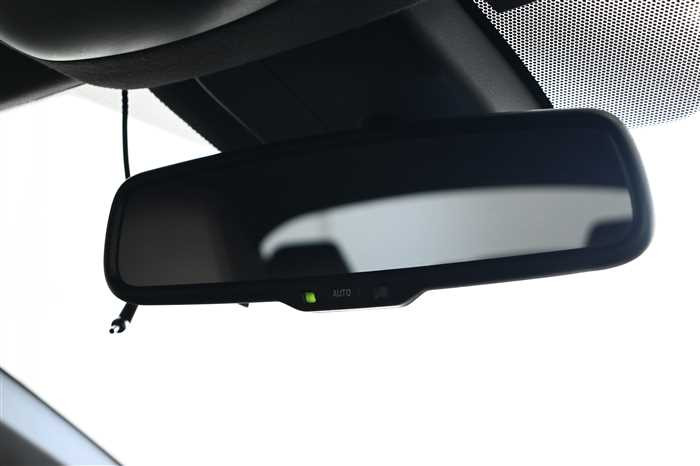 2017 Toyota C-HR ZYX10 (UW-69771e518a409)[25]