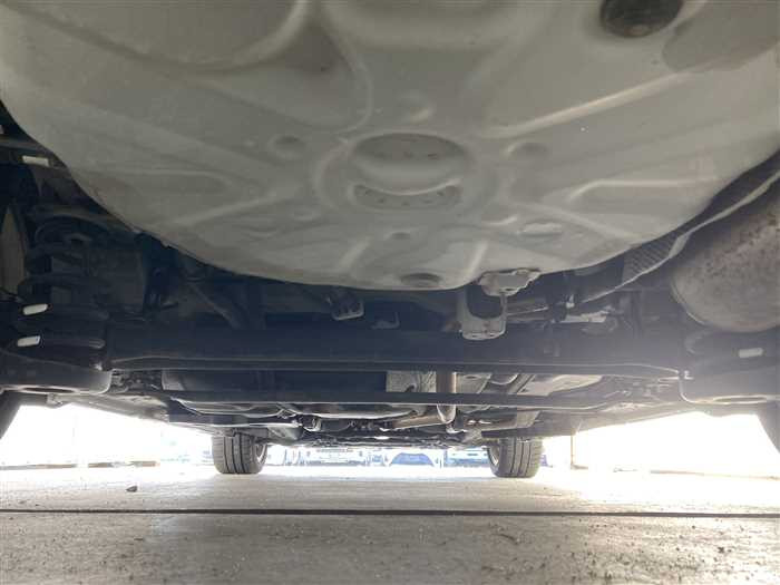 2013 Toyota Prius alpha DAA-ZVW41W (UW-695e10f067d62)[6]