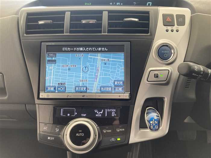 2013 Toyota Prius alpha DAA-ZVW41W (UW-695e10f067d62)[18]