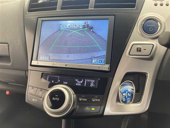 2013 Toyota Prius alpha DAA-ZVW41W (UW-695e10f067d62)[19]