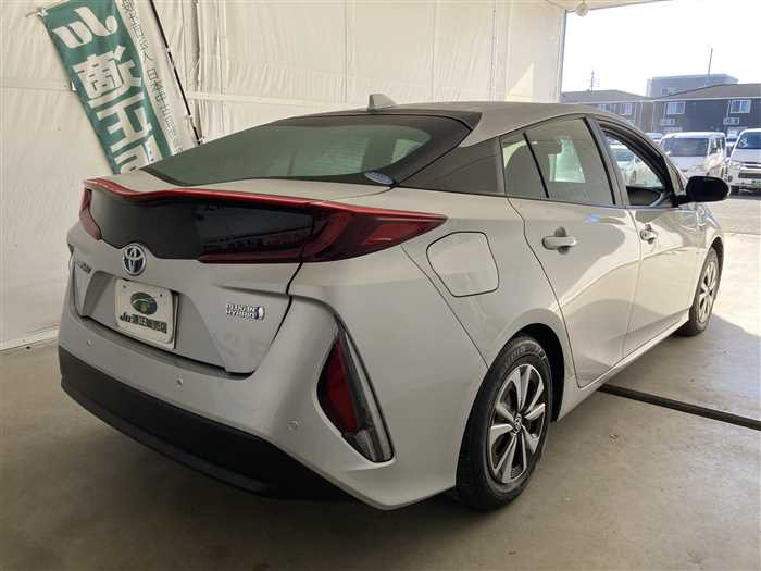2021 Toyota Prius PHV 6LA-ZVW52 (UW-69ad00130fdb0)[1]
