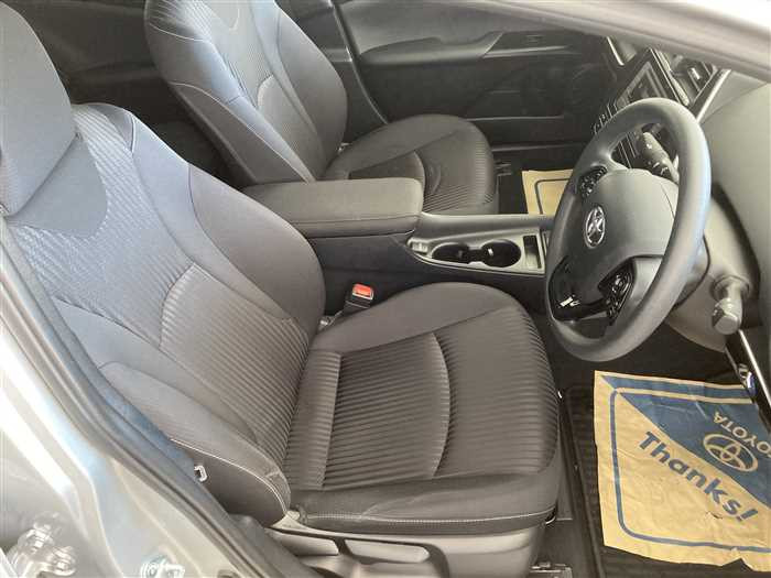 2021 Toyota Prius PHV 6LA-ZVW52 (UW-69ad00130fdb0)[9]