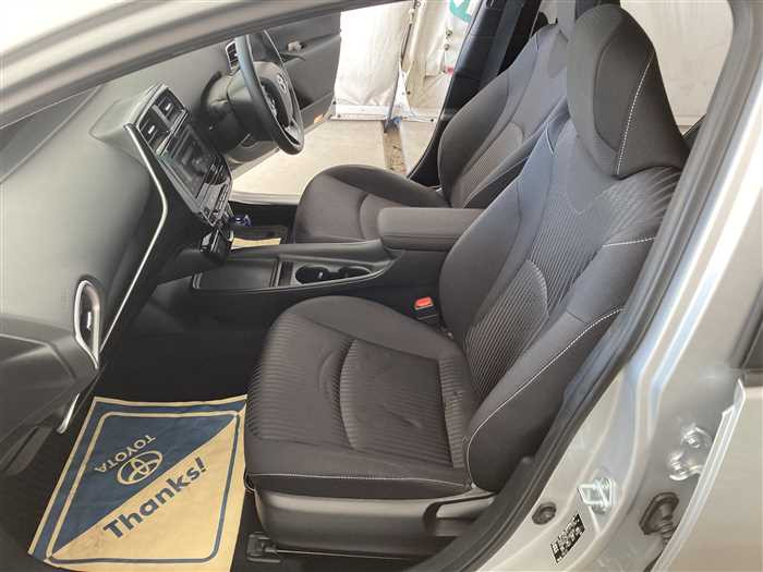 2021 Toyota Prius PHV 6LA-ZVW52 (UW-69ad00130fdb0)[15]