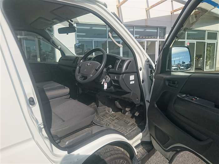 2019 Toyota Hiace Van TRH200K (UW-69ad001b67f54)[8]