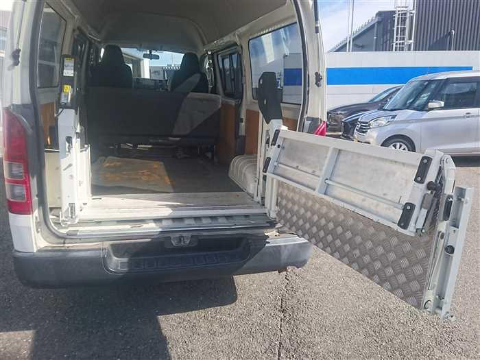 2019 Toyota Hiace Van TRH200K (UW-69ad001b67f54)[13]