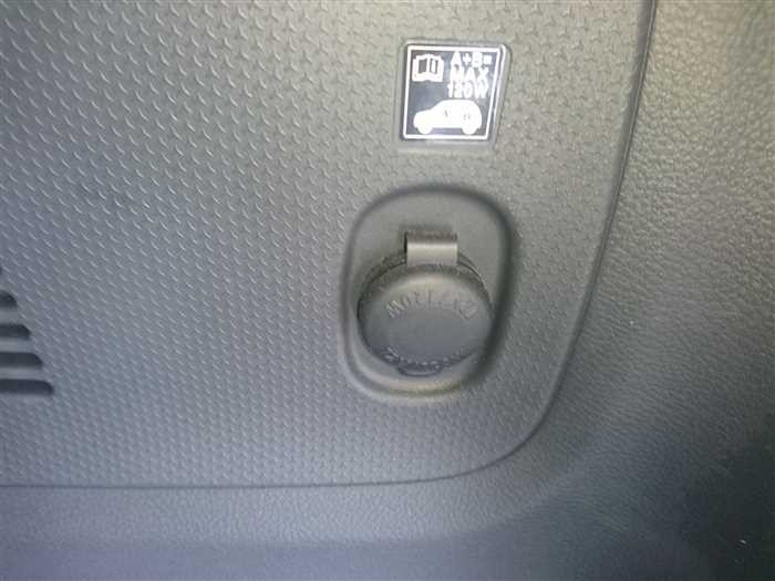 2015 Suzuki Hustler MR31S (UW-694660e3bd373)[15]