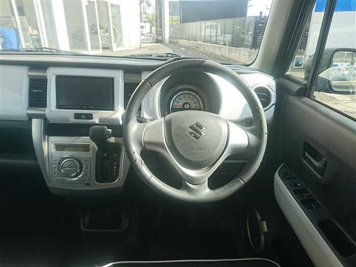 2015 Suzuki Hustler MR31S (UW-694660e3bd373)[17]