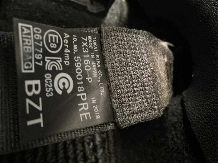 2018 Toyota Prius DAA-ZVW50 (UW-694660e4510f1)[22]