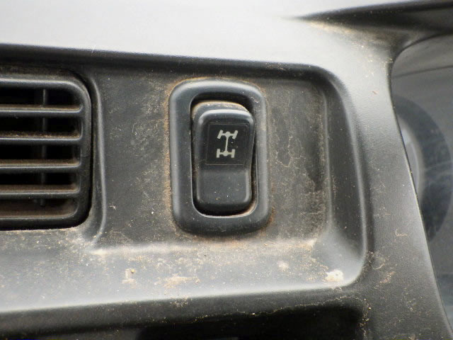 1999 Daihatsu Hijet Truck S210P (UW-696f18ad47750)[14]