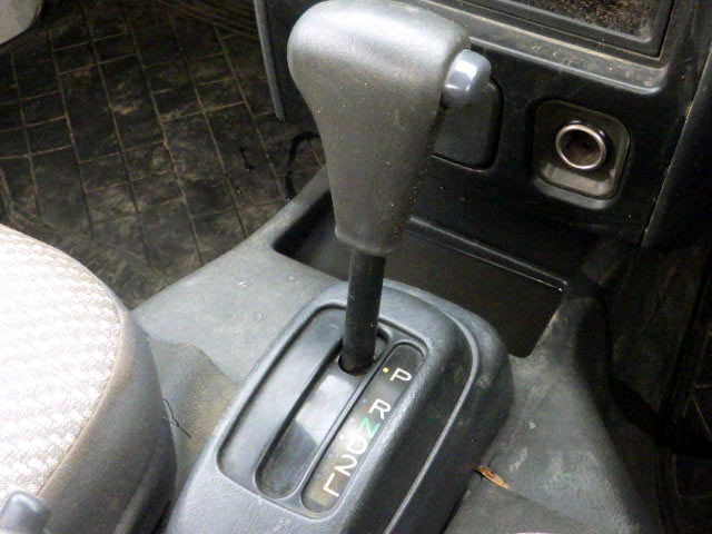 1999 Daihatsu Hijet Truck S210P (UW-696f18ad47750)[13]