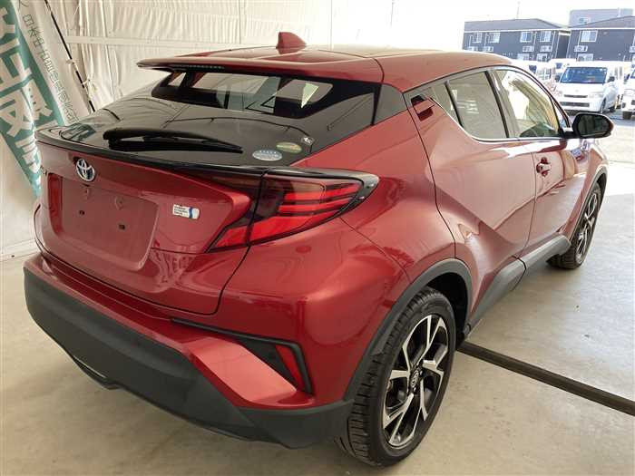 2020 Toyota C-HR 6AA-ZYX11 (UW-695e110dc86da)[1]