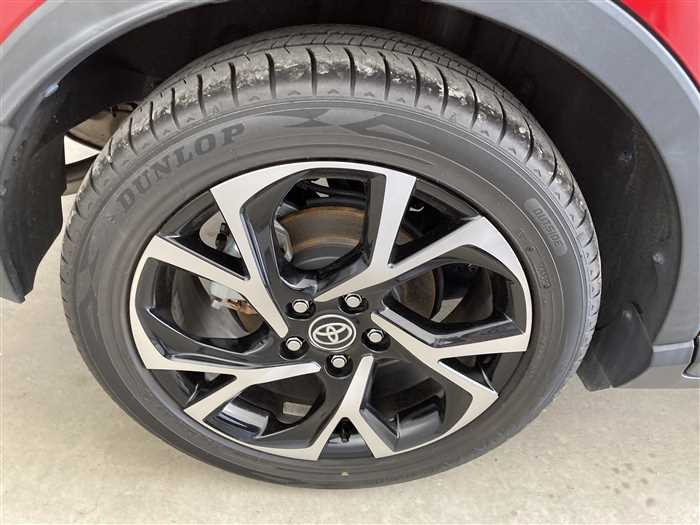 2020 Toyota C-HR 6AA-ZYX11 (UW-695e110dc86da)[8]