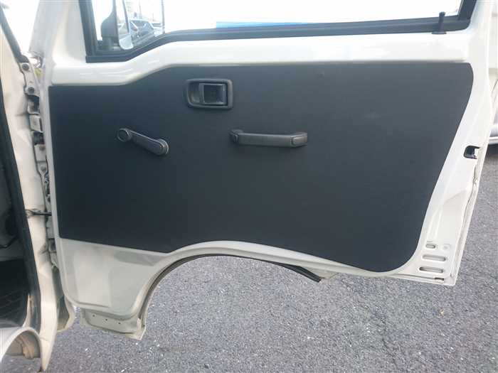 2012 Daihatsu Hijet Truck S201P (UW-69b279265ff50)[10]