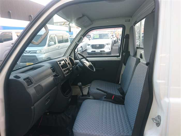 2012 Daihatsu Hijet Truck S201P (UW-69b279265ff50)[11]