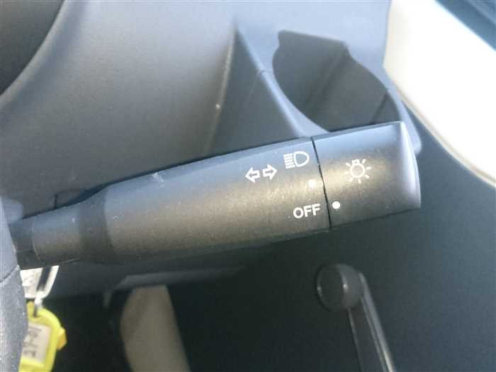 2012 Daihatsu Hijet Truck S201P (UW-69b279265ff50)[24]