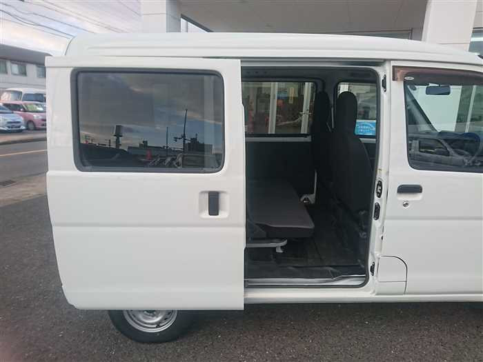 2020 Daihatsu Hijet Cargo S321V (UW-69a693fa9c1bc)[9]