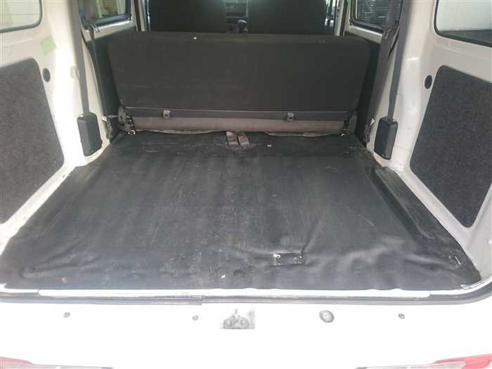 2020 Daihatsu Hijet Cargo S321V (UW-69a693fa9c1bc)[15]