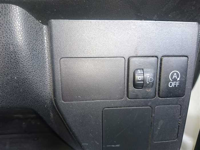 2020 Daihatsu Hijet Cargo S321V (UW-69a693fa9c1bc)[24]