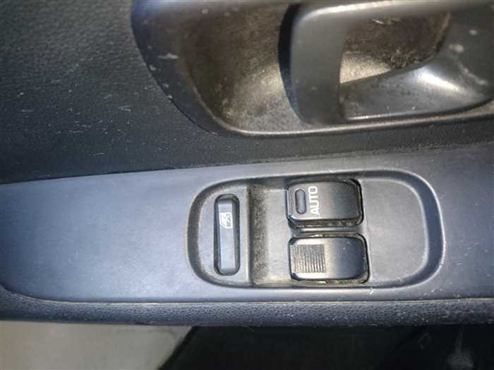 2020 Daihatsu Hijet Cargo S321V (UW-69a693fa9c1bc)[25]