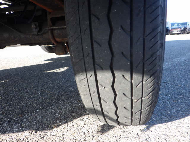 2001 Mitsubishi Minicab Truck U62T (UW-694a626b0d2b6)[35]