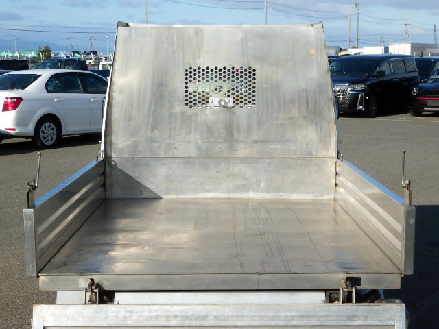 2001 Mitsubishi Minicab Truck U62T (UW-694a626b0d2b6)[7]