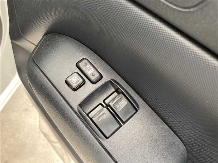 2019 Toyota Probox Van 6AE-NHP160V (UW-6981ac5a17197)[17]