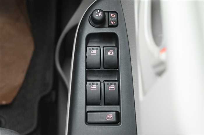 2023 Toyota Passo 5BA-M700A (UW-695e1118d0273)[21]