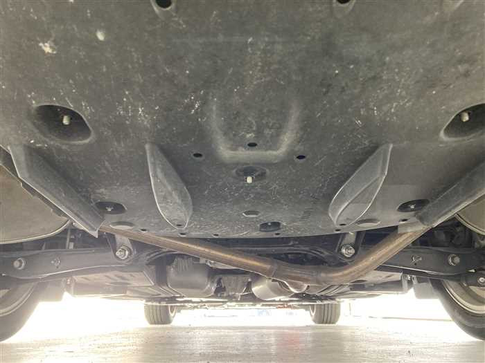 2015 Toyota Crown Hybrid DAA-AWS210 (UW-69a693dc45b15)[6]