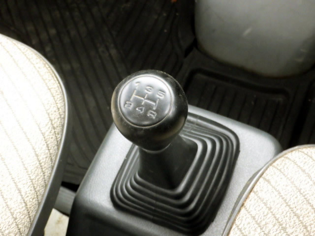 1993 Honda Acty Truck HA4 (UW-694519d90fae9)[13]