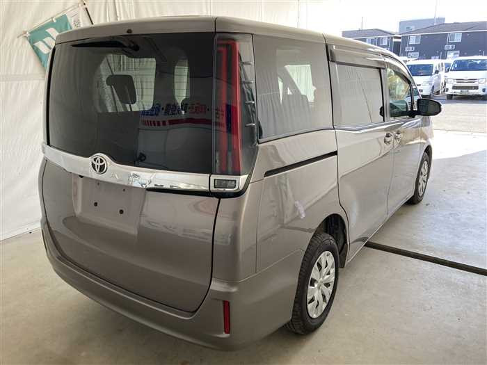 2020 Toyota Noah 3BA-ZRR85G (UW-694268df53b98)[1]