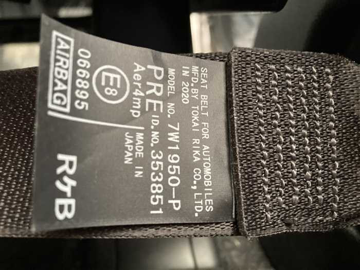 2020 Toyota Noah 3BA-ZRR85G (UW-694268df53b98)[25]