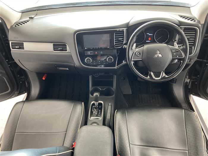 2016 Mitsubishi Outlander DBA-GF8W (UW-694268dfb4797)[17]