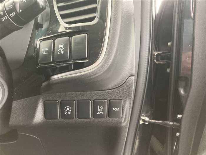 2016 Mitsubishi Outlander DBA-GF8W (UW-694268dfb4797)[19]