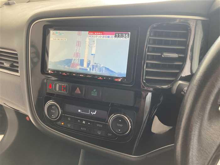 2016 Mitsubishi Outlander DBA-GF8W (UW-694268dfb4797)[22]