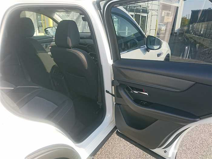 2023 Mazda Mazda Others KH3P (UW-69b279472a0d6)[11]