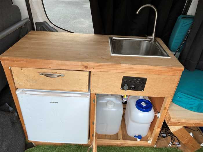 2019 Nissan NV350 Caravan LDF-CW8E26 (UW-695e110f56db8)[13]