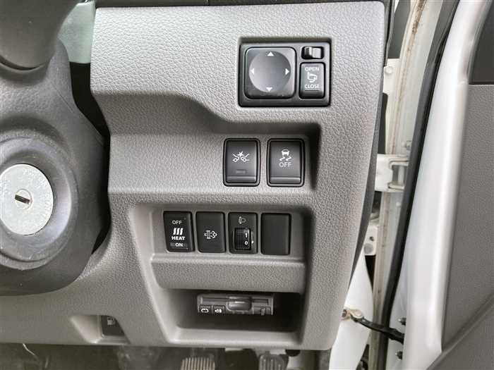 2019 Nissan NV350 Caravan LDF-CW8E26 (UW-695e110f56db8)[22]