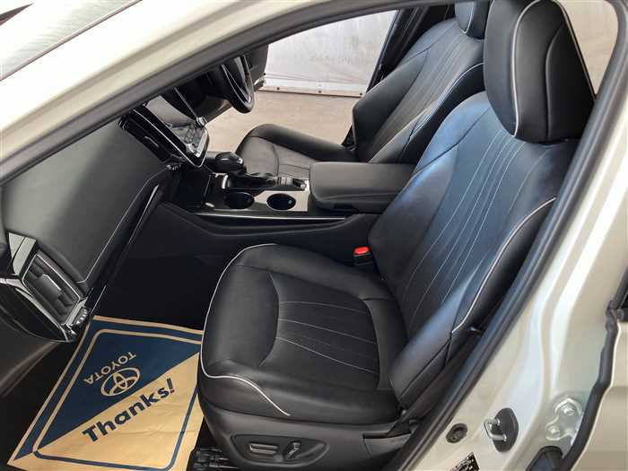 2018 Toyota Crown 3BA-ARS220 (UW-69ad002b3a9ef)[14]