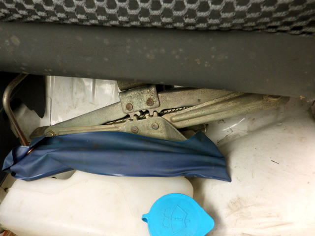 1997 Honda Acty Truck HA4 (UW-694cd9c50e033)[18]