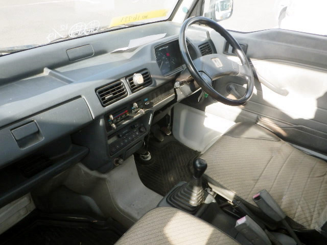 1992 Honda Acty Truck HA3 (UW-695c87bf0d971)[9]