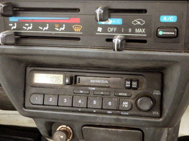 1992 Honda Acty Truck HA3 (UW-695c87bf0d971)[11]