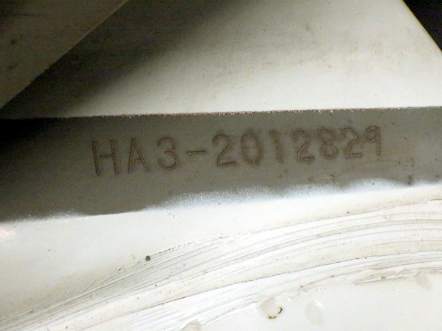 1992 Honda Acty Truck HA3 (UW-695c87bf0d971)[21]