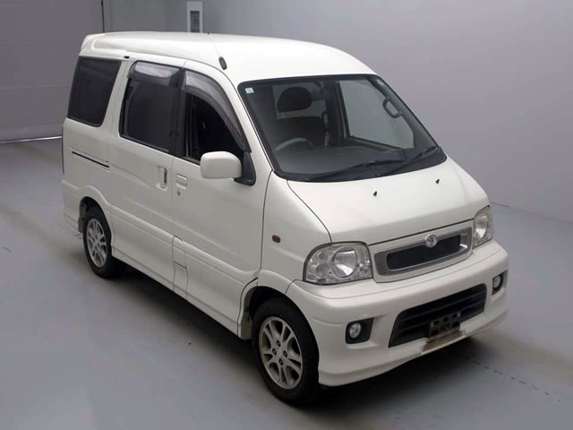 2000 Toyota Sparky S221E