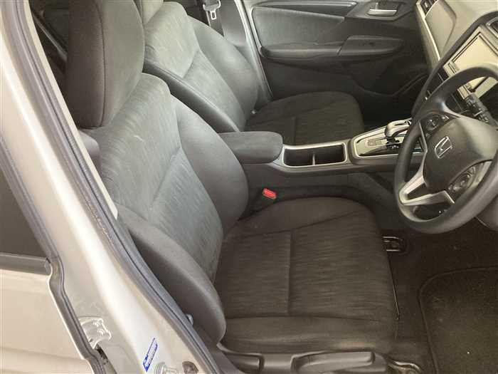 2020 Honda SHUTTLE HYBRID 6AA-GP7 (UW-695e11094f00f)[9]