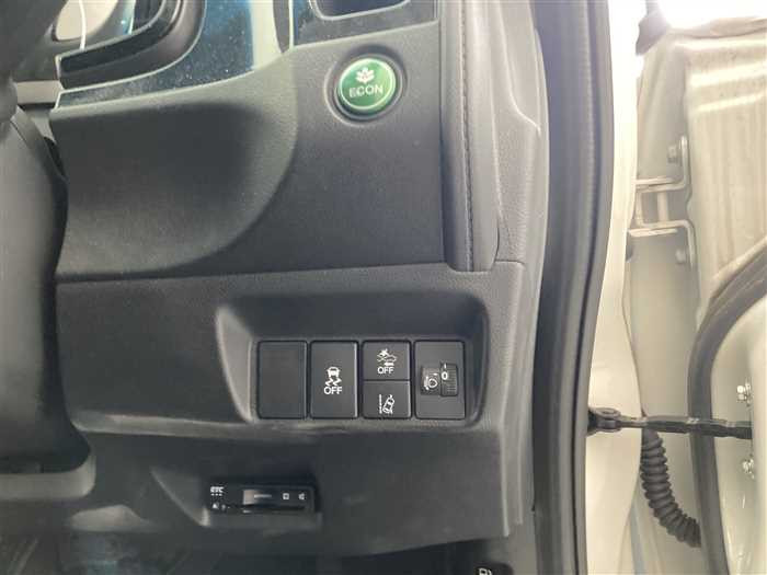 2020 Honda SHUTTLE HYBRID 6AA-GP7 (UW-695e11094f00f)[16]