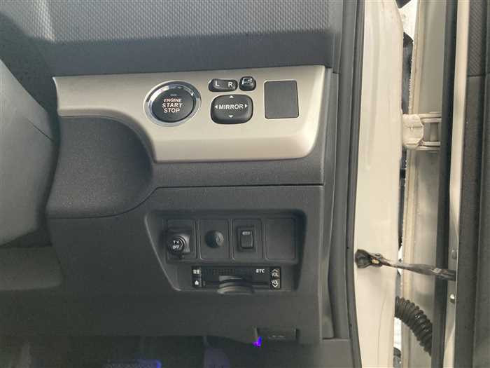 2008 Toyota Corolla Rumion DBA-ZRE152N (UW-695e110896696)[16]