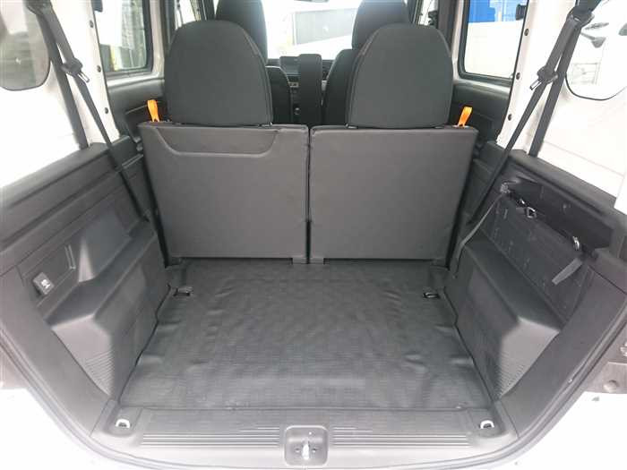 2021 Honda N-VAN JJ2 (UW-69a693ef57e5b)[15]