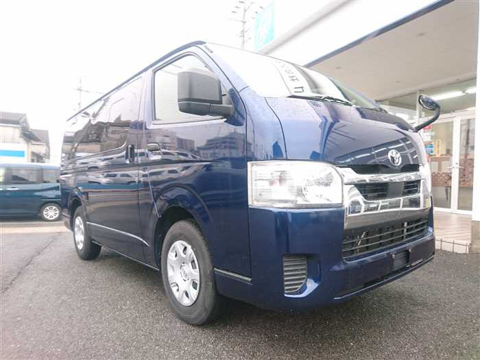 2020 Toyota Hiace Van TRH200V (UW-695e10fd6c050)[1]