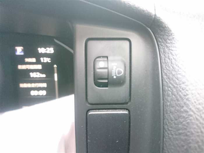 2020 Toyota Hiace Van TRH200V (UW-695e10fd6c050)[23]