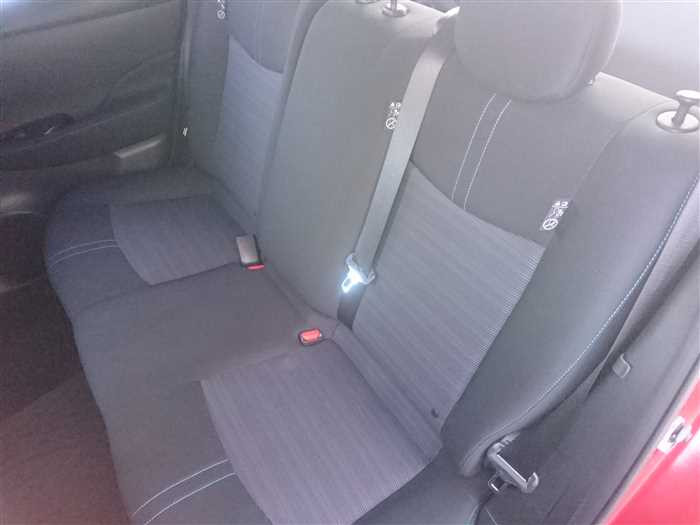 2019 Nissan Leaf ZE1 (UW-695e110018c16)[11]